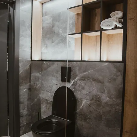 Arte Unia Art 35 Garaz Faktura Vat Apartment *